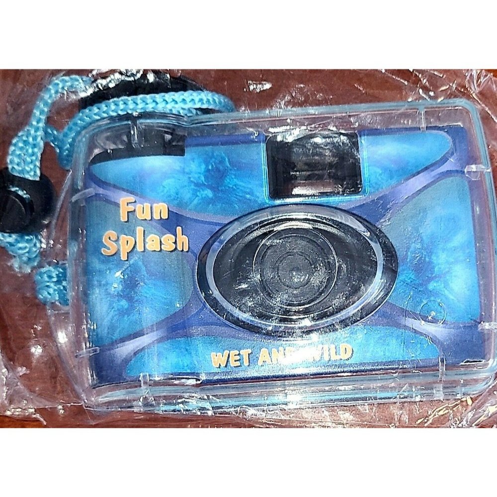 New Wet And Wild Fun Splash Waterproof One Time Camera 36 EXP Snorkel Swimming